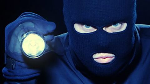 Тошкентда канализация қувурлари орқали уйларни ўмараётган жиноятчи қўлга олинди