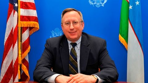 Жорж Крол: Менга Тошкентда метрода юриш ва бозорга тушиш ёқди