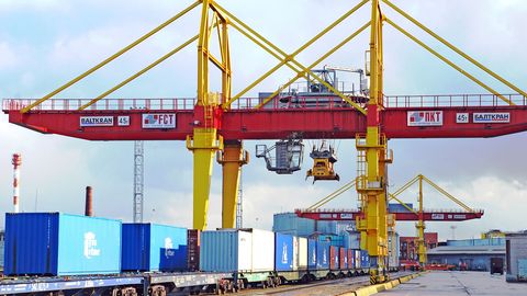 Россиянинг «Балткран» компанияси GM Uzbekistan учун иккита контейнер кранини етказиб беради