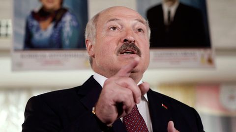 Lukashenko Rossiyaga sig‘inishni bas qilib, mol sotish uchun yangi bozorlar qidirishga chaqirdi