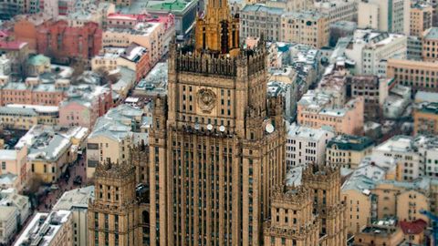 Россия АҚШни жосуслик ўйинларини авж олдиришга уринишда айблади