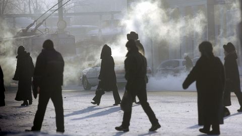 Россиялик эркак троллейбусни ичидаги йўловчилари билан олиб қочди