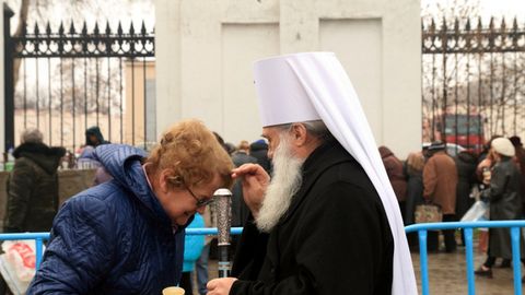 Тошкентдаги Успенский кафедрал соборида Чўқинтириш байрами нишонланди