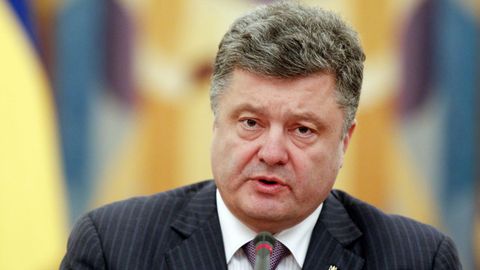 Poroshenko Ukraina-Polsha-Litva brigadasini tuzish haqidagi qonunni imzoladi
