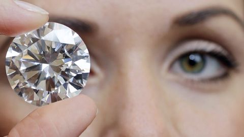 АҚШдаги кимошди савдода 100 каратлик олмос сотувга қўйилади