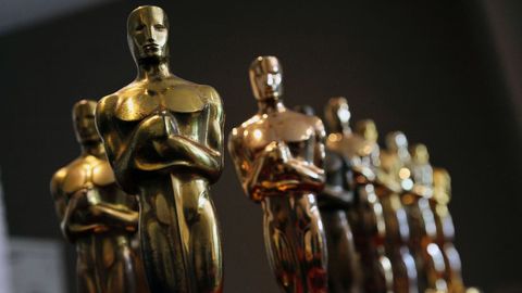 “Oskar — 2015”: g‘oliblarga haykalchalar beriladi, mag‘lublarga — taqinchoq va shirinliklar