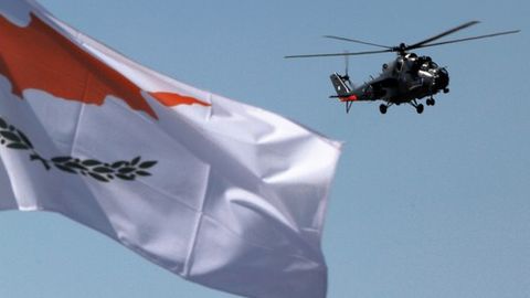 Harbiy ekspertlar Rossiya Kiprda harbiy baza ochishi lozimligiga shubha bilan qaramoqda