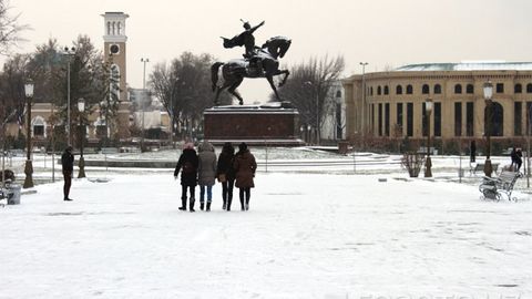 Тошкент мактабларида хавфли буюмлар олиб келиниши устидан назорат кучайтирилади