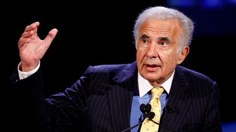 Milliarder Karl Ikan Apple’ni trillion dollardan ziyodga baholadi
