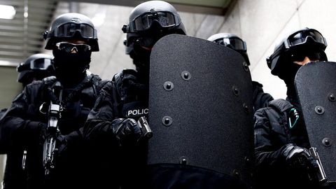 Janubiy Koreyada do‘kon xaridorlarini otib tashlagan jinoyatchi o‘z joniga qasd qildi