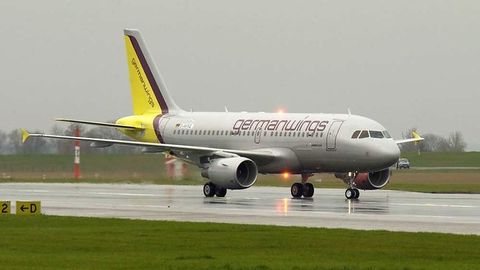 Fransiyada halokatga uchragan samolyot Germanwings aviakompaniyasiga tegishli ekanligi ma’lum bo‘ldi
