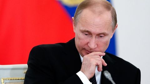 Путин Немцовни ўлдиришда чеченларнинг қўли бор бўлиб чиққанидан ғазабга келди — Bloomberg
