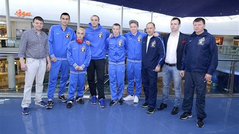 Ўзбекистонлик икки нафар боксчининг муваффақияти жамоанинг умумий ғалабасига камлик қилди