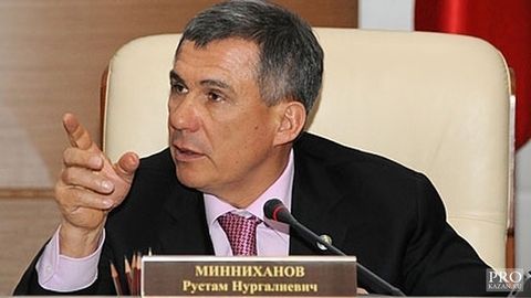 Путин Рустам Миннихоновни Татаристон Республикаси президенти вазифасини бажарувчи этиб тайинлади