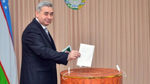O‘zbekiston Prezidentligiga nomzod Hotamjon Ketmonov saylovda ovoz berdi