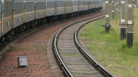 Россия қўшинлари Украинани айланиб ўтувчи темирйўлни қуришни бошлашди