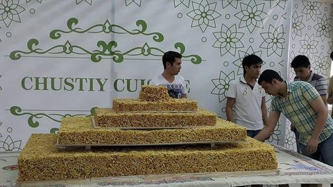 Лола ва Меҳрибонлик уйи тарбияланувчилари фахрийларни байрам билан қутлади