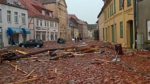 Germaniya shimoliga yopirilgan bo‘ron oqibatida bir kishi halok bo‘ldi