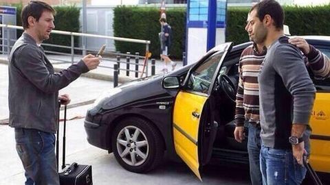 «Барселона» мухлиси Мессидан ўзини Маскерано билан бирга суратга туширишни сўради