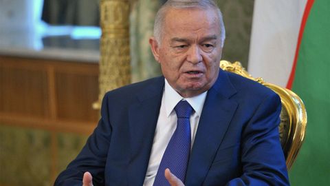 Ислом Каримов Москвага жўнаб кетди