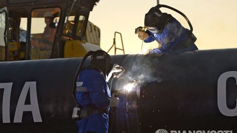 Xitoy Rossiyadan gaz qabul qilish uchun quvur qurishni boshladi