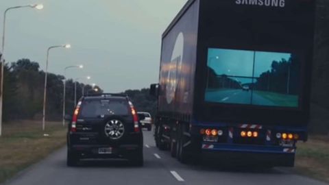 Samsung ulkan yuk mashinalarini xavfsiz quvib o‘tish imkonini beruvchi tizim taklif etdi (video)