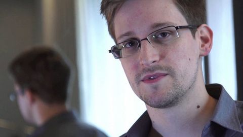 Edvard Snouden Qozog‘iston jurnalistlari ittifoqi mukofotiga sazovor bo‘ldi