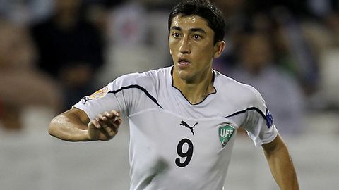 Odil Ahmedov rossiyalik jurnalistlarga Tohir Malik asarlarini o‘qishni tavsiya qildi