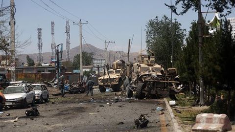 Afg‘onistonda terrorchi-kamikadze NATO konvoyiga hujum qildi