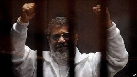 Misr sudi sobiq prezident Mursiyning qatli yuzasidan yakuniy hukmni chiqardi