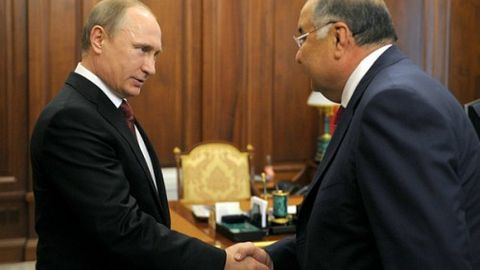 Alisher Usmonov Putinni qilichbozlik bo‘yicha Moskvada o‘tkaziladigan JCh—2015’ga taklif etdi