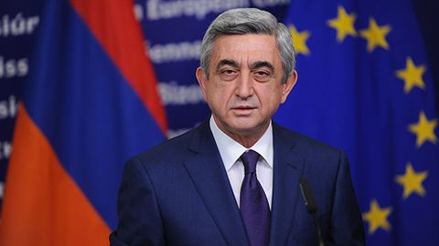 OAV Armaniston prezidenti namoyishchilarga yon bergani haqida xabar berdi