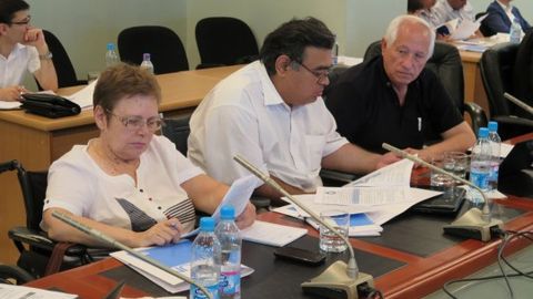 Toshkentda nogironlarning jamoat transportidan foydalanishidagi muammolar muhokama qilindi