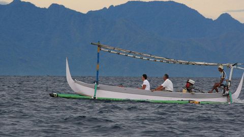 Indoneziyadagi plyajda qoya qulab tushishi oqibatida uch kishi halok bo‘ldi