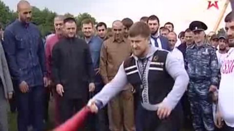 Ramzon Qodirov qo‘y oyog‘ini uloqtirish bo‘yicha musobaqada qatnashdi