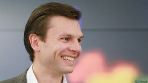 Sud “Skolkovo” jamg‘armasi sobiq vitse-prezidentini sirtdan qamoqqa oldi