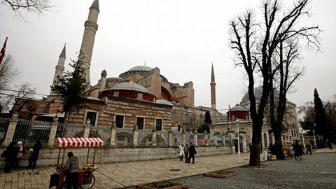 Anqara va Istanbuldagi ruxsat berilmagan namoyishlar tarqatib yuborildi
