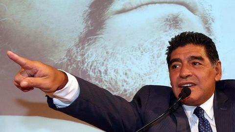 Maradona FIFA ichidagi “mafiya” bilan kurashish niyatida ekanligini ma’lum qildi