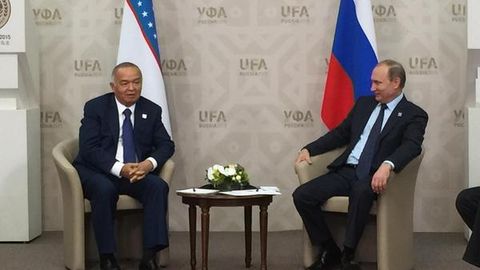 Putin Islom Karimovni Rossiyaga davlat tashrifi bilan kelishga taklif qildi