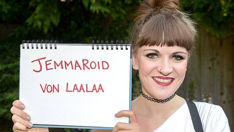 Buyuk britaniyalik ayol Facebook'dagi sahifasini qayta tiklash uchun ismini o‘zgartirdi