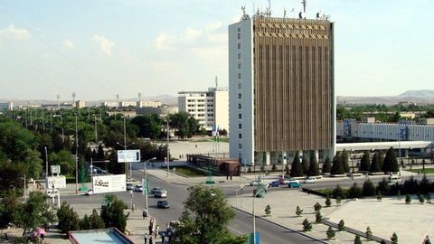 Navoiy viloyat hokimining birinchi o‘rinbosari lavozimiga Komiljon Rasulov nomzodi ma'qullandi