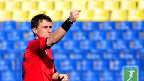 Samvel Babayan hakamni haqorat qilgani uchun PFL tomonidan jazolandi