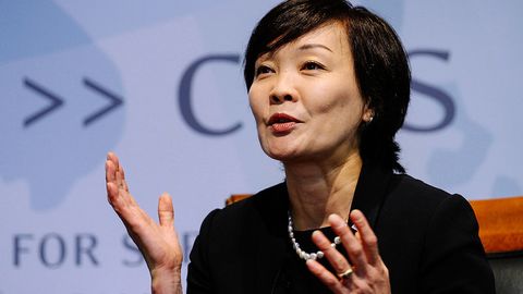 Yaponiya bosh vazirining rafiqasi asalari ko‘paytirish bilan shug‘ullanmoqchi