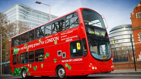 Londonda dunyodagi birinchi elektr dabldekerlar paydo bo‘ladi