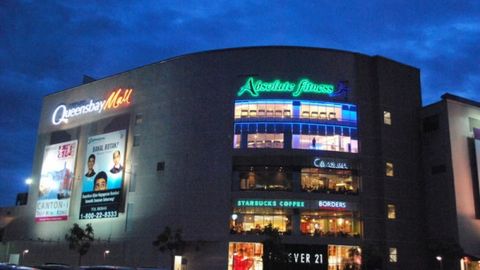 Malayziyada yuzga yaqin yoshlar savdo markazini o‘marishga urindi