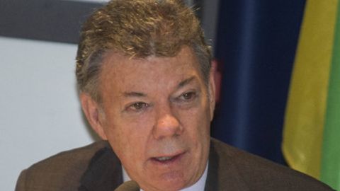 Kolumbiya prezidenti isyonchilarning bazalariga aviazarbalar berishni to‘xtatishni buyurdi