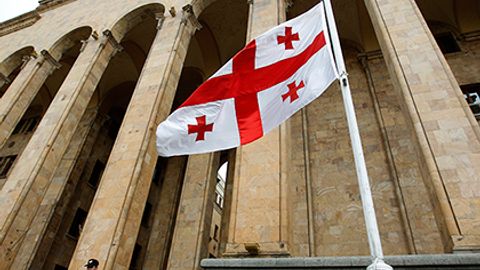 Gruziyada amaldorlarga beriladigan sovg‘a qiymatiga cheklov qo‘yildi