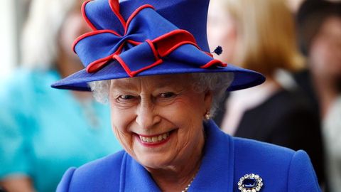 Yelizaveta II taxtni boshqarish davomiyligi bo‘yicha o‘rnatgan rekordini nishonlaydi