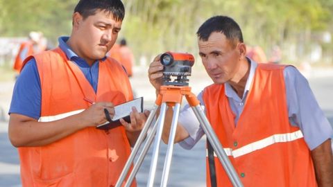 Navoiy viloyatida yo‘l infratuzilmasi yaxshilanmoqda