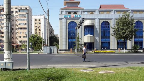 Toshkentda avtomobilsiz yurish qiyinlashib borayotganiga e’tibor qaratildi